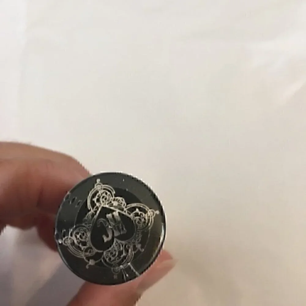 Hard Candy Powder Keg Eyeshadow Pigment in Dagger